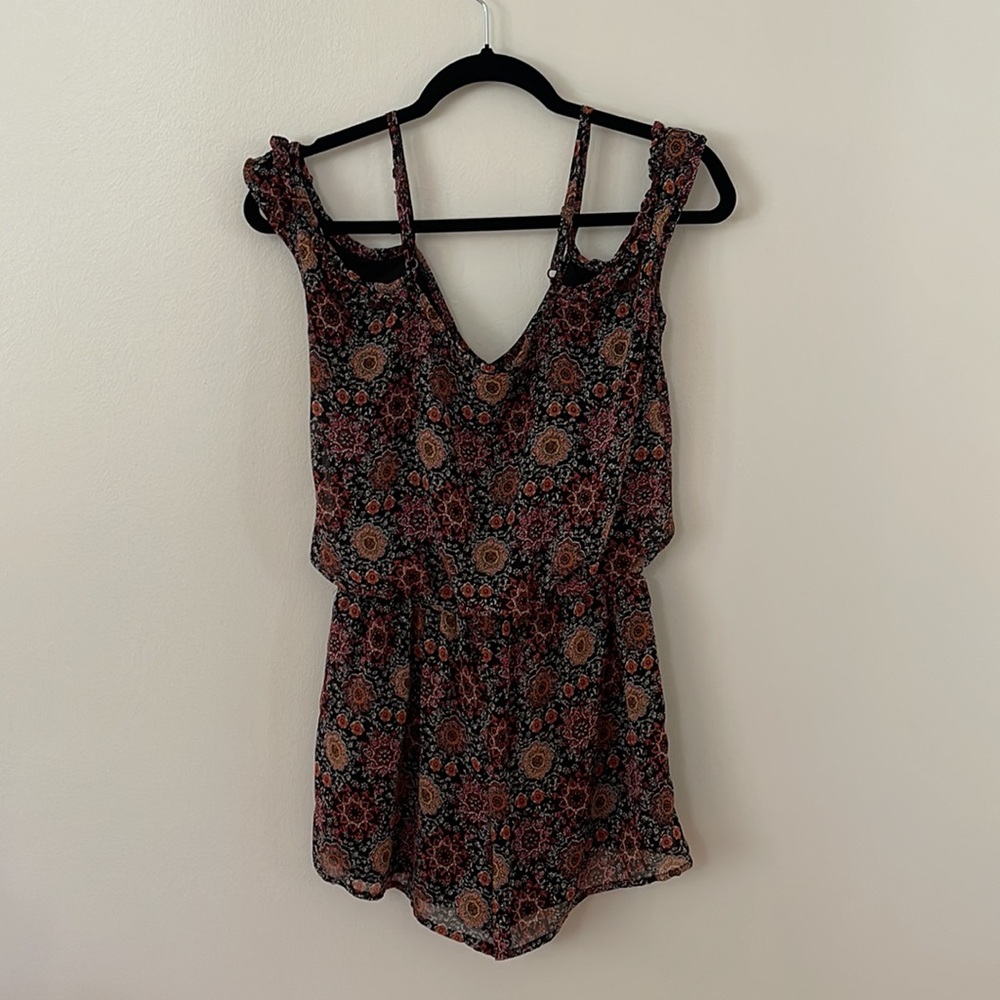 Romper - Picture 4 of 7
